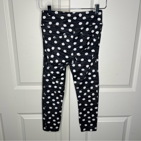 Outdoor Voices Polka Dot Leggings Small Crop TechSweat 3/4 Flex black white - Picture 3 of 13